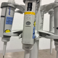 Eppendorf Set of 4 Research plus pipette image 3